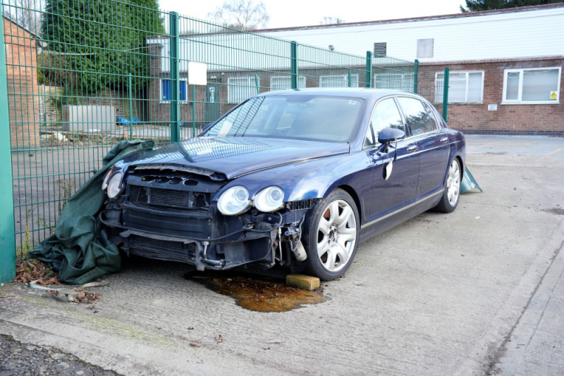 Bentley Flying Spur - FSD740